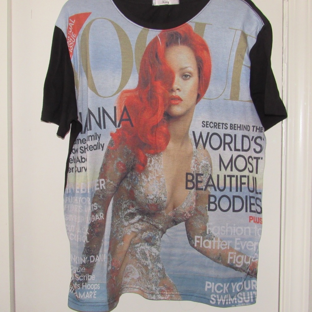 Rihanna Tee